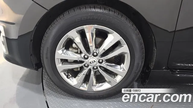 2018 Kia All New Carnival 9-seater Hi-Limousine VIN KNAME81ABJS420006