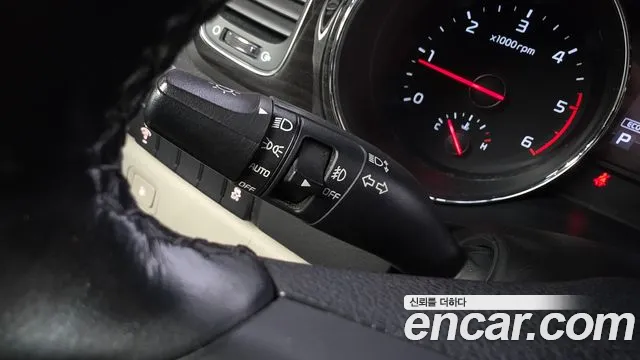 2019 Kia The New Carnival 9-Seater Noblesse Sold VIN KNAME81ABKS452290 – trunk area