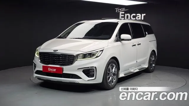 2019 Kia The New Carnival 9-Seater Noblesse Special Sold VIN KNAME81ABKS452588 – rear exterior 2019 Kia The New Carnival 9-Seater Noblesse Special Sold VIN KNAME81ABKS452588 – rear exterior