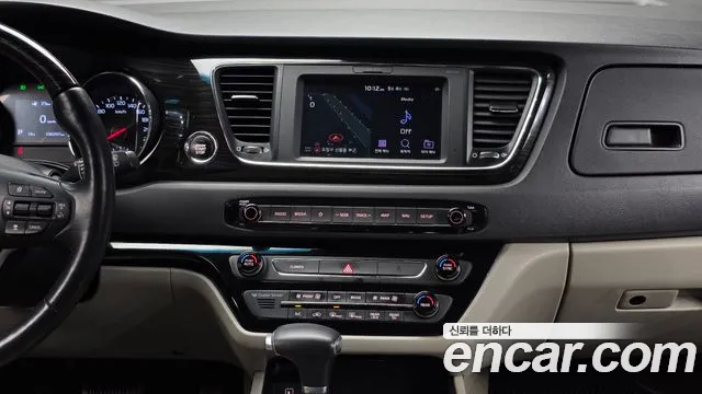 2019 Kia The New Carnival 9-Seater Noblesse Special Sold VIN KNAME81ABKS452588 – photo 13 2019 Kia The New Carnival 9-Seater Noblesse Special Sold VIN KNAME81ABKS452588 – photo 13