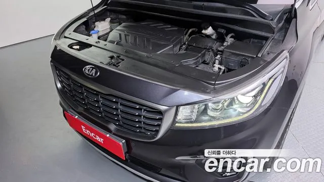 2019 Kia The New Carnival 9-Seater Noblesse Special Sold VIN KNAME81ABKS453508 – rear exterior