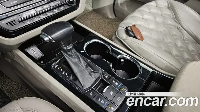 2019 Kia The New Carnival 9-Seater Noblesse Special Sold VIN KNAME81ABKS458308 – rear exterior