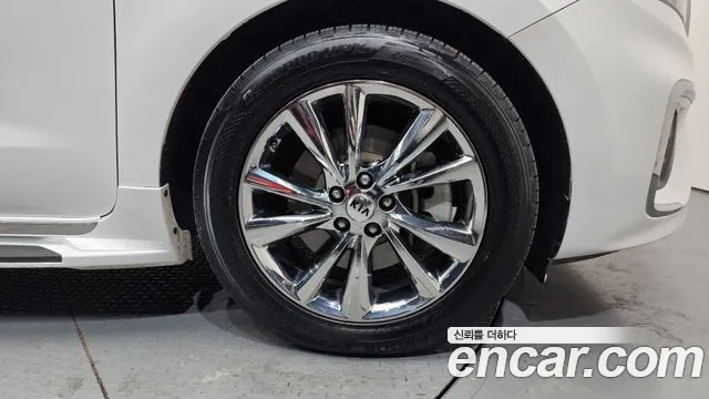 2019 Kia The New Carnival 9-Seater Noblesse Sold VIN KNAME81ABKS459486 – odometer reading