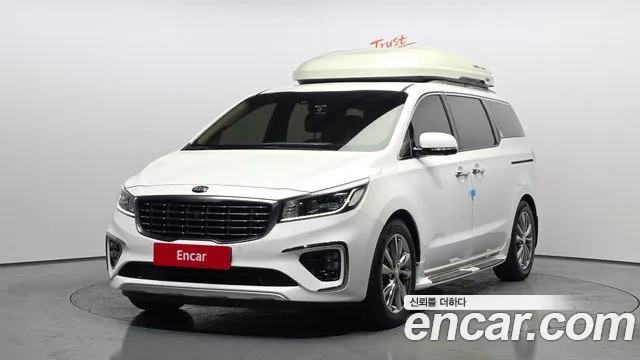 2019 Kia The New Carnival 7-Seater Limousine Sold VIN KNAME81ABKS460832 – exterior detail