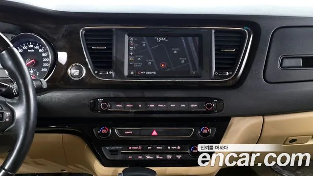 2019 Kia The New Carnival 7-Seater Limousine Sold VIN KNAME81ABKS460832 – photo 11