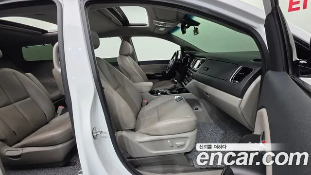2019 Kia The New Carnival 9-Seater Noblesse Special Sold VIN KNAME81ABKS463002 – undercarriage