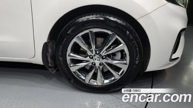 2019 Kia The New Carnival 9-Seater Noblesse Sold VIN KNAME81ABKS465491 – photo 17