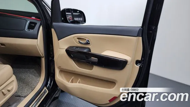 2019 Kia The New Carnival 7-Seater Limousine Sold VIN KNAME81ABKS472300 – photo 11