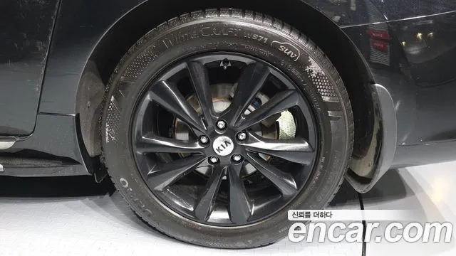 2019 Kia The New Carnival 9-Seater Noblesse Special VIN KNAME81ABKS478700