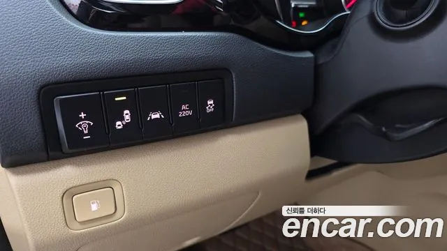 2019 Kia The New Carnival 7-Seater Hi-Limousine Sold VIN KNAME81ABKS479643 – photo 24