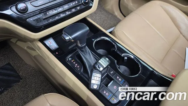 2019 Kia The New Carnival 9-Seater Noblesse Special Sold VIN KNAME81ABKS480070 – undercarriage