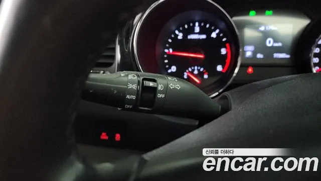 2019 Kia The New Carnival 9-Seater Noblesse Special Sold VIN KNAME81ABKS480072 – dashboard