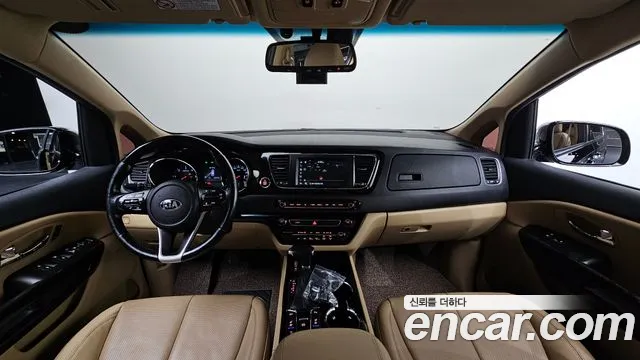 2019 Kia The New Carnival 9-Seater Noblesse Special Sold VIN KNAME81ABKS483898 – dashboard