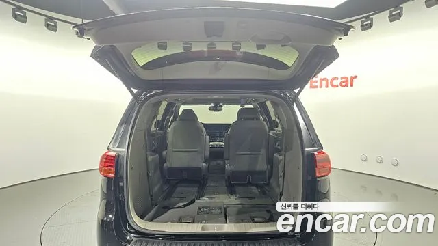 2019 Kia The New Carnival 7-Seater Limousine Sold VIN KNAME81ABKS488330 – photo 11 2019 Kia The New Carnival 7-Seater Limousine Sold VIN KNAME81ABKS488330 – photo 11