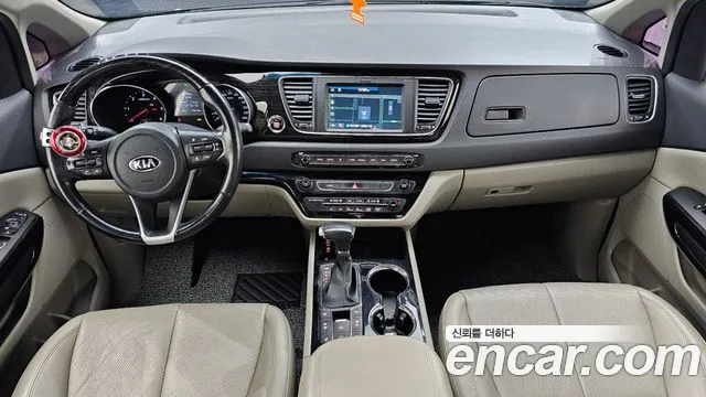 2019 Kia The New Carnival 9-Seater Noblesse Special Sold VIN KNAME81ABKS493626 – interior seats