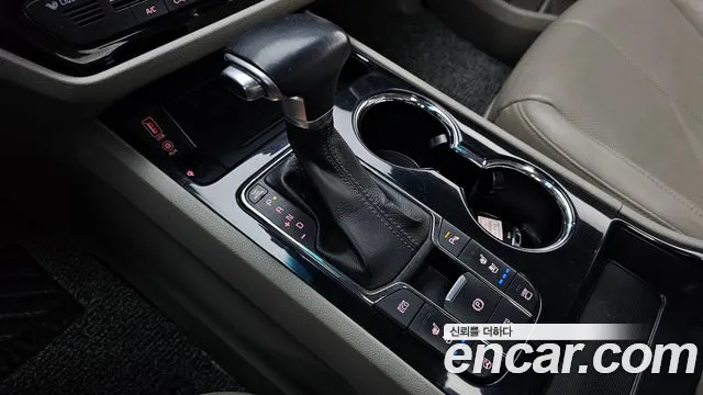 2019 Kia The New Carnival 9-Seater Noblesse Special Sold VIN KNAME81ABKS493626 – trunk area