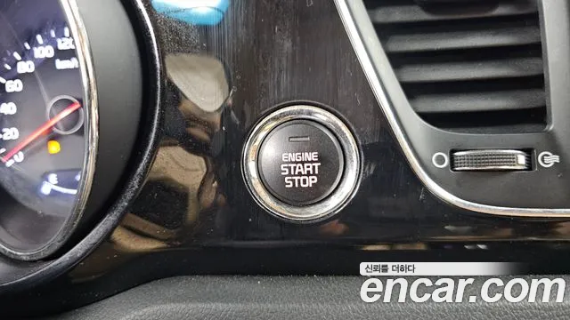 2019 Kia The New Carnival 9-Seater Hi-Limousine Sold VIN KNAME81ABKS494444 – front exterior