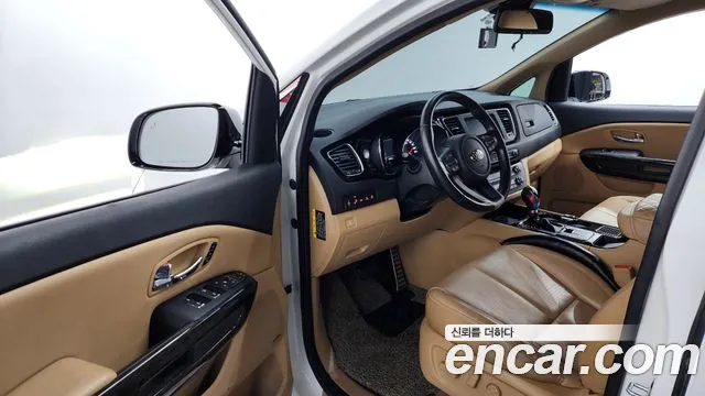 2019 Kia The New Carnival 9-Seater Hi-Limousine Sold VIN KNAME81ABKS498363 – photo 12 2019 Kia The New Carnival 9-Seater Hi-Limousine Sold VIN KNAME81ABKS498363 – photo 12