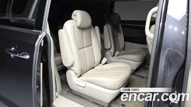 2019 Kia The New Carnival 9-Seater Noblesse Special Sold VIN KNAME81ABKS508859 – rear exterior 2019 Kia The New Carnival 9-Seater Noblesse Special Sold VIN KNAME81ABKS508859 – rear exterior