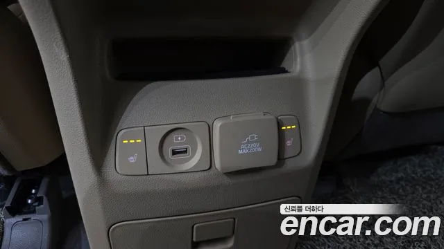2019 Kia The New Carnival 9-Seater Noblesse Special Sold VIN KNAME81ABKS513033 – rear exterior 2019 Kia The New Carnival 9-Seater Noblesse Special Sold VIN KNAME81ABKS513033 – rear exterior