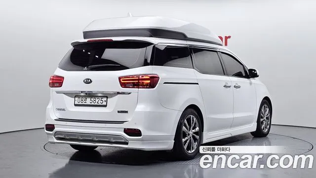 2019 Kia The New Carnival 9-Seater Hi-Limousine Sold VIN KNAME81ABKS517416 – trunk area 2019 Kia The New Carnival 9-Seater Hi-Limousine Sold VIN KNAME81ABKS517416 – trunk area