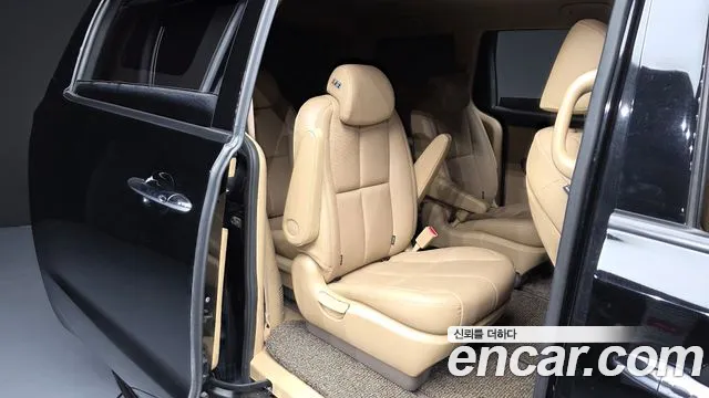 2019 Kia The New Carnival 9-Seater Noblesse Sold VIN KNAME81ABKS519960 – odometer reading