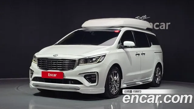 2019 Kia The New Carnival 9-Seater Hi-Limousine Sold VIN KNAME81ABKS520589 – rear exterior 2019 Kia The New Carnival 9-Seater Hi-Limousine Sold VIN KNAME81ABKS520589 – rear exterior