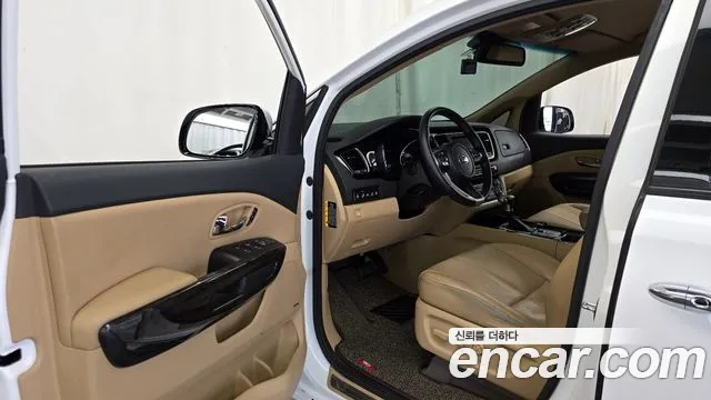 2019 Kia The New Carnival 9-Seater Hi-Limousine Sold VIN KNAME81ABKS520589 – photo 18 2019 Kia The New Carnival 9-Seater Hi-Limousine Sold VIN KNAME81ABKS520589 – photo 18