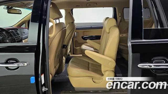 2019 Kia The New Carnival 9-Seater Noblesse Sold VIN KNAME81ABKS522771 – odometer reading