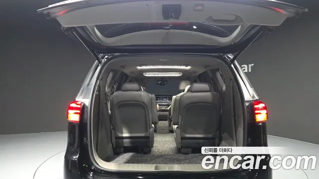 2019 Kia The New Carnival 9-Seater Noblesse Sold VIN KNAME81ABKS531214 – engine bay