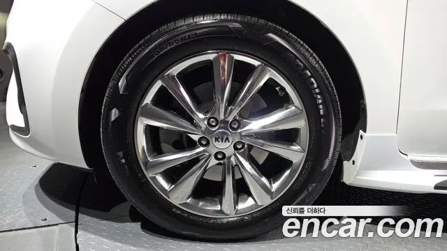 2019 Kia The New Carnival 9-Seater Noblesse Special VIN KNAME81ABKS574926