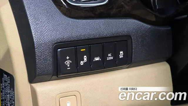 2019 Kia The New Carnival 9-Seater Noblesse Special Sold VIN KNAME81ABKS574926 – trunk area