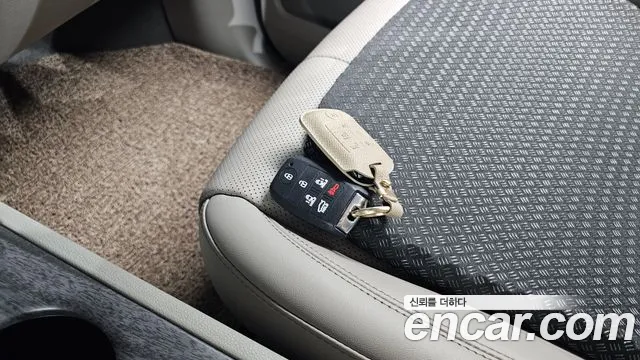 2019 Kia The New Carnival 9-Seater Noblesse Special Sold VIN KNAME81ABKS584741 – interior seats 2019 Kia The New Carnival 9-Seater Noblesse Special Sold VIN KNAME81ABKS584741 – interior seats