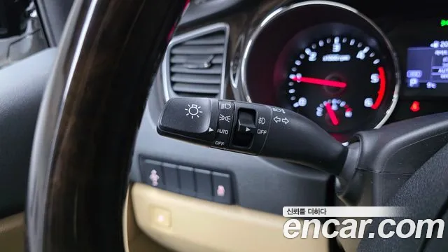 2019 Kia The New Carnival 9-Seater Noblesse Sold VIN KNAME81ABKS587098 – rear exterior