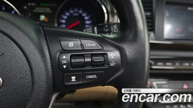 2019 Kia The New Carnival 9-Seater Noblesse Special Sold VIN KNAME81ABKS603929 – exterior detail 2019 Kia The New Carnival 9-Seater Noblesse Special Sold VIN KNAME81ABKS603929 – exterior detail