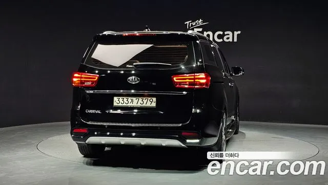 2020 Kia The New Carnival 9-Seater Noblesse Special Sold VIN KNAME81ABLS622747 – exterior detail 2020 Kia The New Carnival 9-Seater Noblesse Special Sold VIN KNAME81ABLS622747 – exterior detail