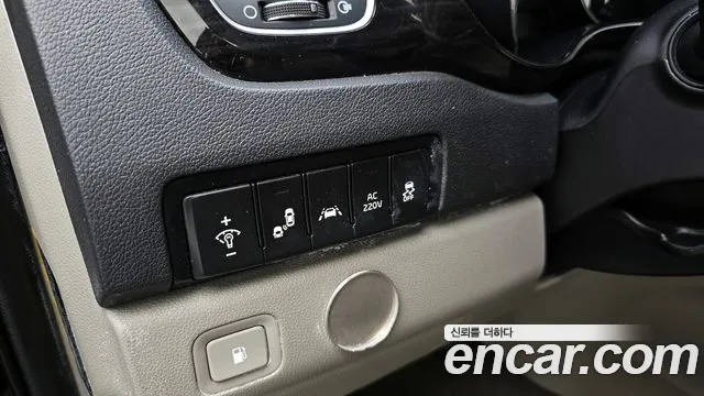 2020 Kia The New Carnival 9-Seater Noblesse Special Sold VIN KNAME81ABLS644768 – front exterior 2020 Kia The New Carnival 9-Seater Noblesse Special Sold VIN KNAME81ABLS644768 – front exterior