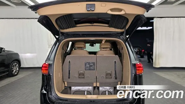 2020 Kia The New Carnival 7-Seater Hi-Limousine Sold VIN KNAME81ABLS648135 – photo 12 2020 Kia The New Carnival 7-Seater Hi-Limousine Sold VIN KNAME81ABLS648135 – photo 12