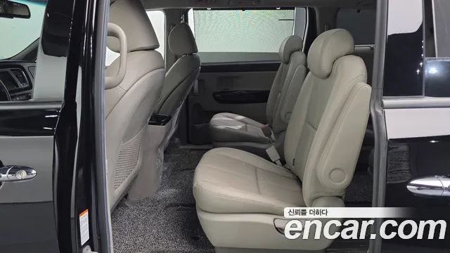 2020 Kia The New Carnival 9-Seater Noblesse Special Sold VIN KNAME81ABLS651307 – interior seats 2020 Kia The New Carnival 9-Seater Noblesse Special Sold VIN KNAME81ABLS651307 – interior seats