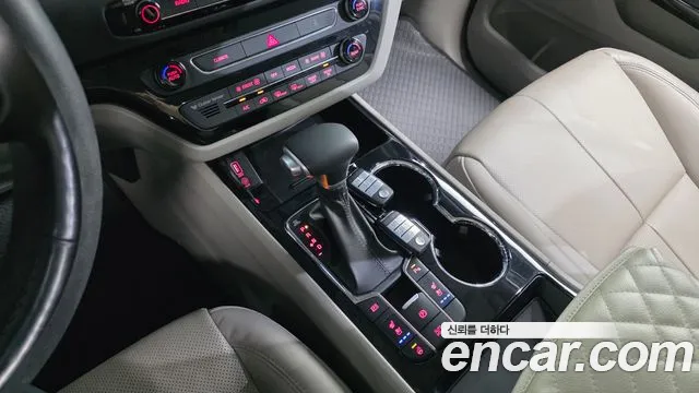 2020 Kia The New Carnival 9-Seater Noblesse Special Sold VIN KNAME81ABLS651307 – undercarriage 2020 Kia The New Carnival 9-Seater Noblesse Special Sold VIN KNAME81ABLS651307 – undercarriage