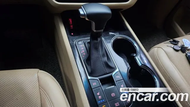 2020 Kia The New Carnival 7-Seater Limousine Sold VIN KNAME81ABLS676277 – engine bay