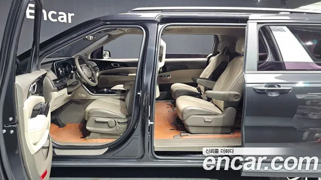 2021 Kia Carnival 4Generation 9-Seater Prestige Sold VIN KNANB81BBMS011266 – trunk area