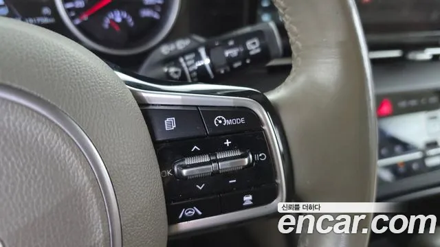 2021 Kia Carnival 4th Gen 9-Seater Prestige Sold VIN KNANB81BBMS015222 – interior seats