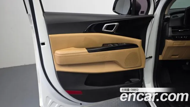 2021 Kia Carnival 4Generation 9-Seater Prestige Sold VIN KNANB81BBMS046156 – trunk area