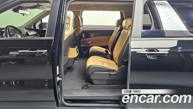 2021 Kia Carnival 4th Gen 9-Seater Prestige Sold VIN KNANB81BBMS077330 – side profile