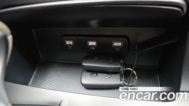 2021 Kia Carnival 4Generation 9-Seater Prestige Sold VIN KNANB81BBMS083715 – front exterior 2021 Kia Carnival 4Generation 9-Seater Prestige Sold VIN KNANB81BBMS083715 – front exterior