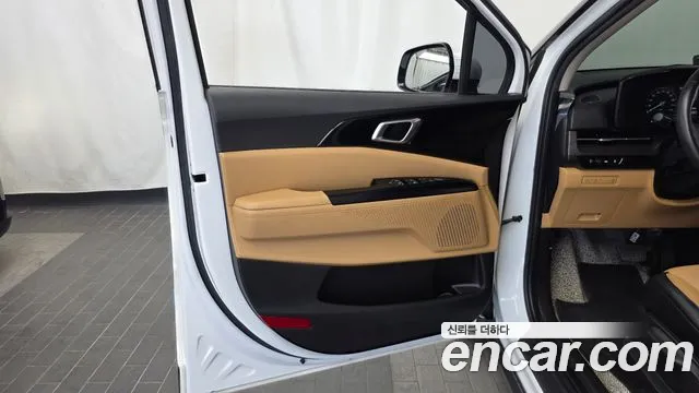 2021 Kia Carnival 4th Gen 9-Seater Prestige Sold VIN KNANB81BBMS101970 – interior seats
