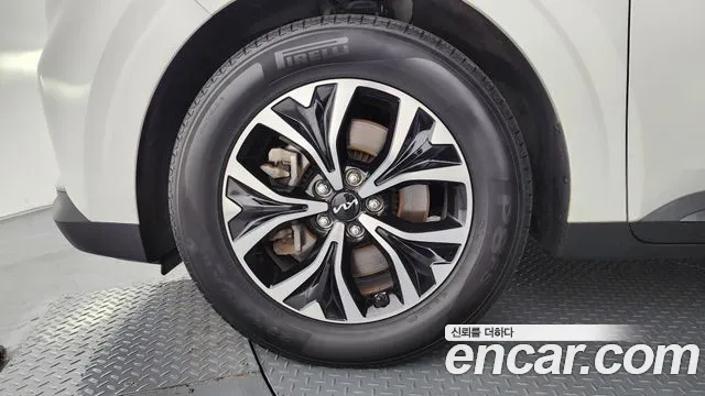 2023 Kia Carnival 4th Gen 9-Seater Prestige Sold VIN KNANB81BBPS200666 – exterior detail