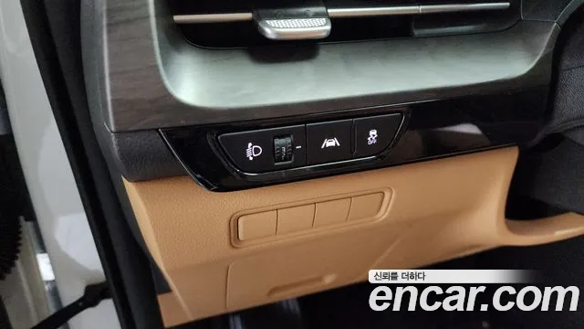 2023 Kia Carnival 4th Gen 9-Seater Prestige Sold VIN KNANB81BBPS200666 – trunk area