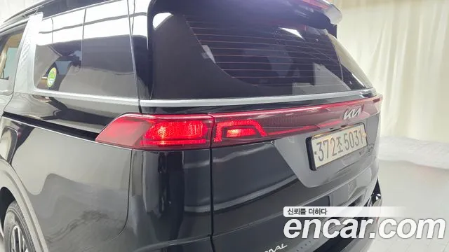 2023 Kia Carnival 4Generation 9-Seater Prestige Sold VIN KNANB81BBPS257246 – rear exterior